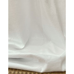 Valnera Nata GDT5745.002.0 by Gaston Y Daniela Fabric