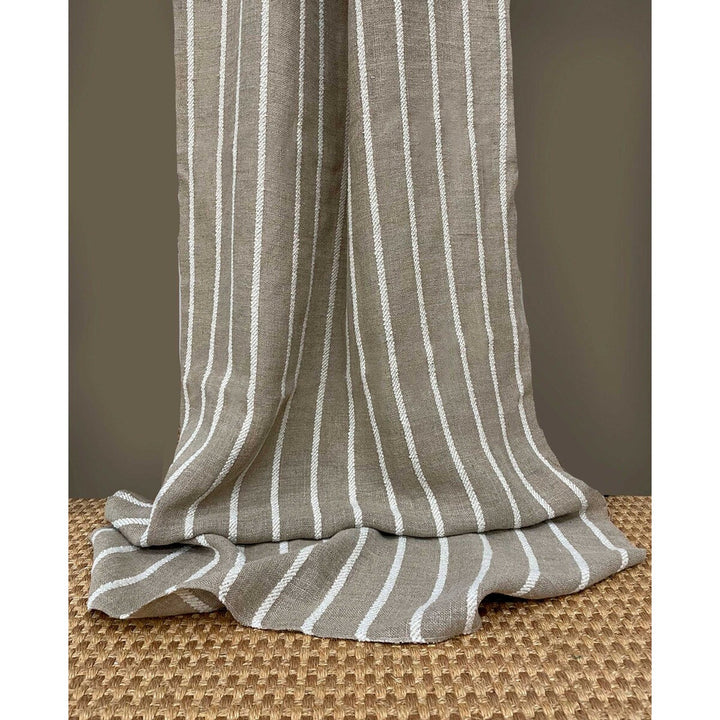 Gaston Y Daniela Drapery GDT5751.001.0 Drapery LINEN - 81%;WOOL - 14%;POLYESTER - 3%;VISCOSE - 2% Turkiye </p><p>Repeat: H: , V: 27.5 21 - My Fabric Connection -