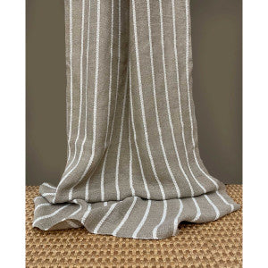 Kanjut 001 GDT5751.001.0 by Gaston Y Daniela Fabric