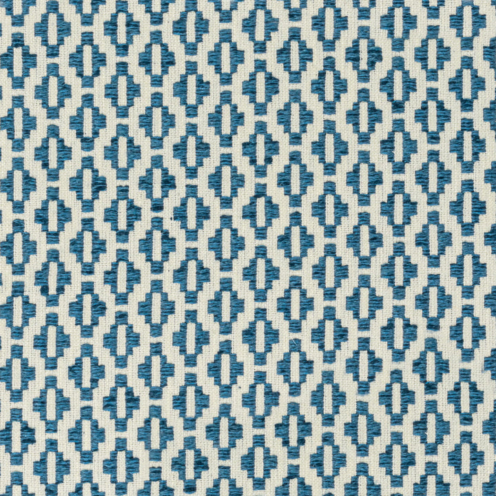 Hatfield 2 Wedgewood by Stout Designer Fabric THE ART OF COLOR HERITAGE 65%POL 35%COT INDIA FLAME RETARDANT-U.F.A.C. CLASS 1 FLAME RETARDANT-N.F.P.A. 260A CLASS 1 WYZENBEEK 50 000 DOUBLE RUB WEAR TEST (HEAVY DUTY) Horizontal: 0.75 and Vertical: 0.75 54 in - Swanky Fabrics -