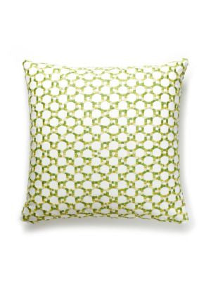 Island Trellis Pillow 22 X 22 - Green HNISLDPILL0005 by Scalamandre Designer Pillows HINSON LIBRARY 61% COTTON 32% VISCOSE 7% POLYESTER U.S.A. MEDIUM DUTY Horizontal: 1.9" and Vertical: 1.9" 0 - Swanky Fabrics -