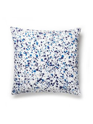 Spatter Pillow 22 X 22 - Navy On White HNSPATPILL000N by Scalamandre Designer Pillows HINSON ICONS 100% COTTON U.S.A. LIGHT DUTY Horizontal: 13.5" and Vertical: 13.5" 0 - Swanky Fabrics -