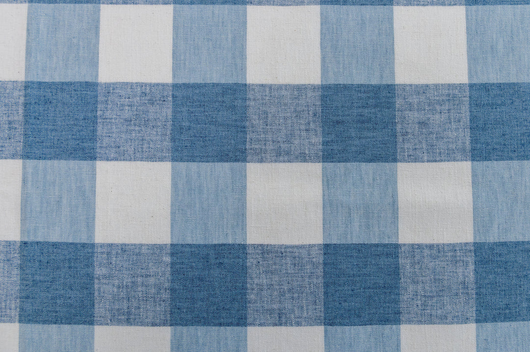 Vespa Check Linen by Roth & Tompkins Fabric - 40% Polyester, 35% Cotton, 25% Linen - India - 100,000 - V: 4"  H: 4" - 54" - Fabric Carolina -