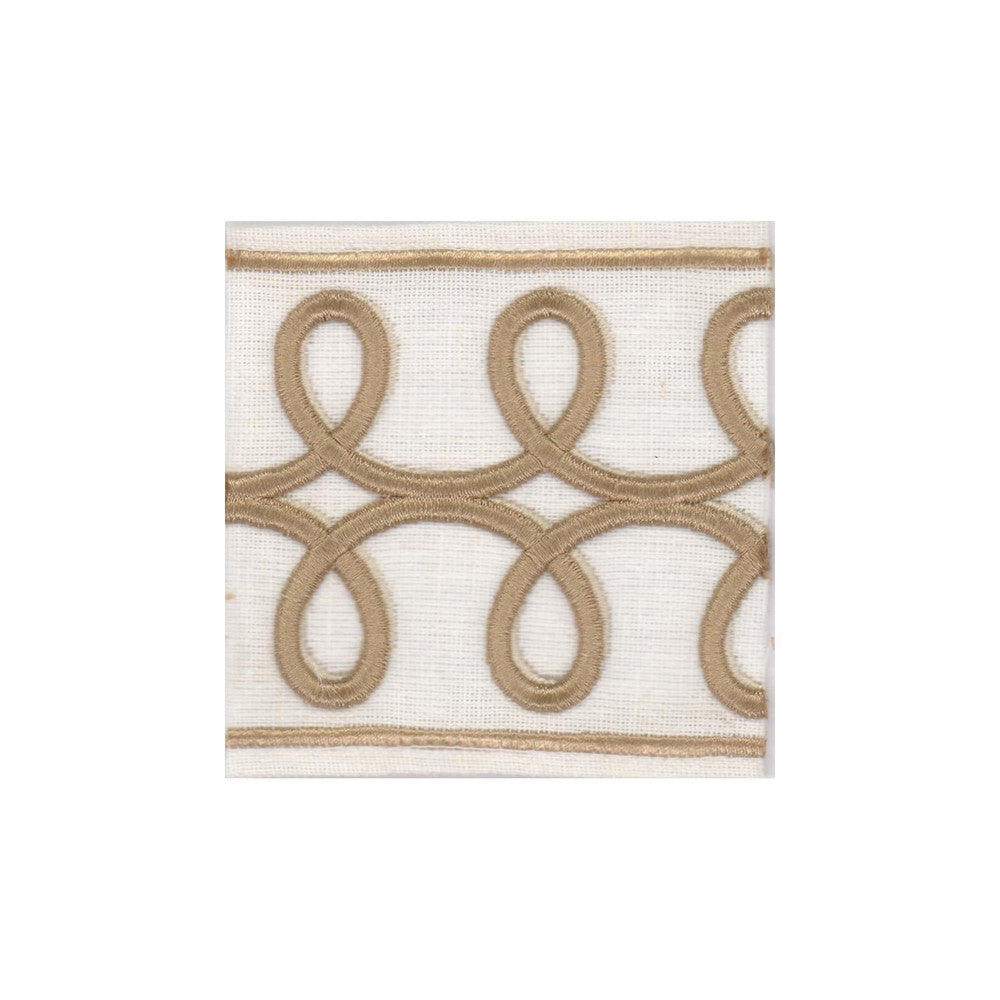 Kooky Tape 1 Caramel by Marcus William Trim Marcus William Trim Kooky Tape 1 CaramelTrim PERSUASIONS TRIM 100%POL %VEMB INDIA </p><p>Repeat: H: 1.250, V: 0.000 3.25 in - Fabric Carolina -
