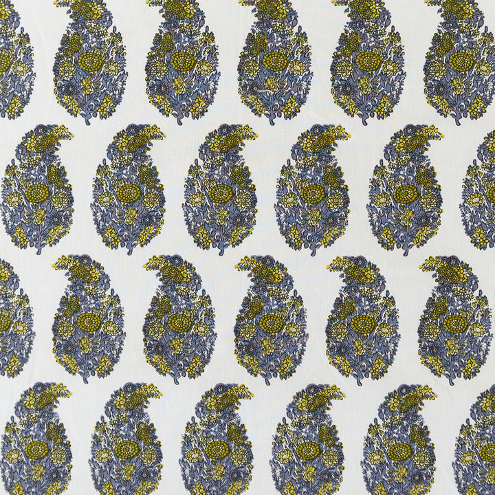 Tarsila Mostaza/Gris by Gaston Y Daniela Fabric Gaston Y Daniela Fabric Tarsila Mostaza/GrisFabric LORENZO CASTILLO V COTTON - 100% Spain </p><p>Repeat: H: 2.44, V: 6.88 55.11 - Fabric Carolina -