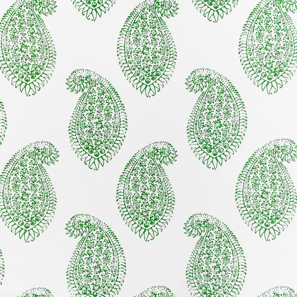 Berenguela Verde by Gaston Y Daniela Fabric Gaston Y Daniela Fabric Berenguela VerdeFabric LORENZO CASTILLO V COTTON - 100% Spain </p><p>Repeat: H: 17.72, V: 21.65 55.11 - Fabric Carolina -