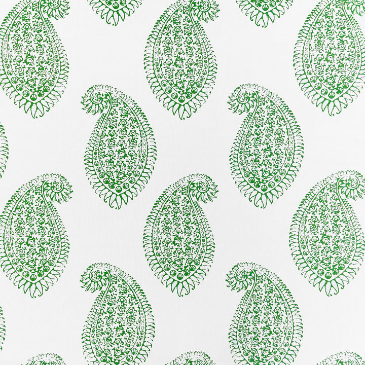 Berenguela Verde by Gaston Y Daniela Fabric Gaston Y Daniela Fabric Berenguela VerdeFabric LORENZO CASTILLO V COTTON - 100% Spain </p><p>Repeat: H: 17.72, V: 21.65 55.11 - Fabric Carolina -