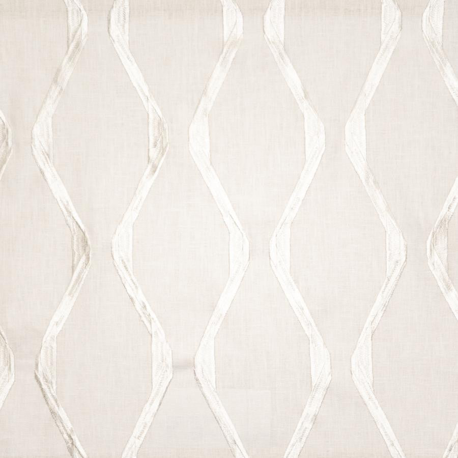 Lacing # 423 Glimmer by Maxwell Designer Fabric Color Theory-Vol. Ix Birchbark 55% COTTON
21% RAYON
20% POLYESTER
4% LINEN INDIA V-7.5" H-5" 54" - Swanky Fabrics -
