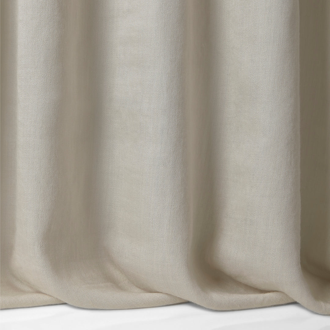 Ross - 06 LZ-30426.06.0 by Kravet Design Designer Fabric