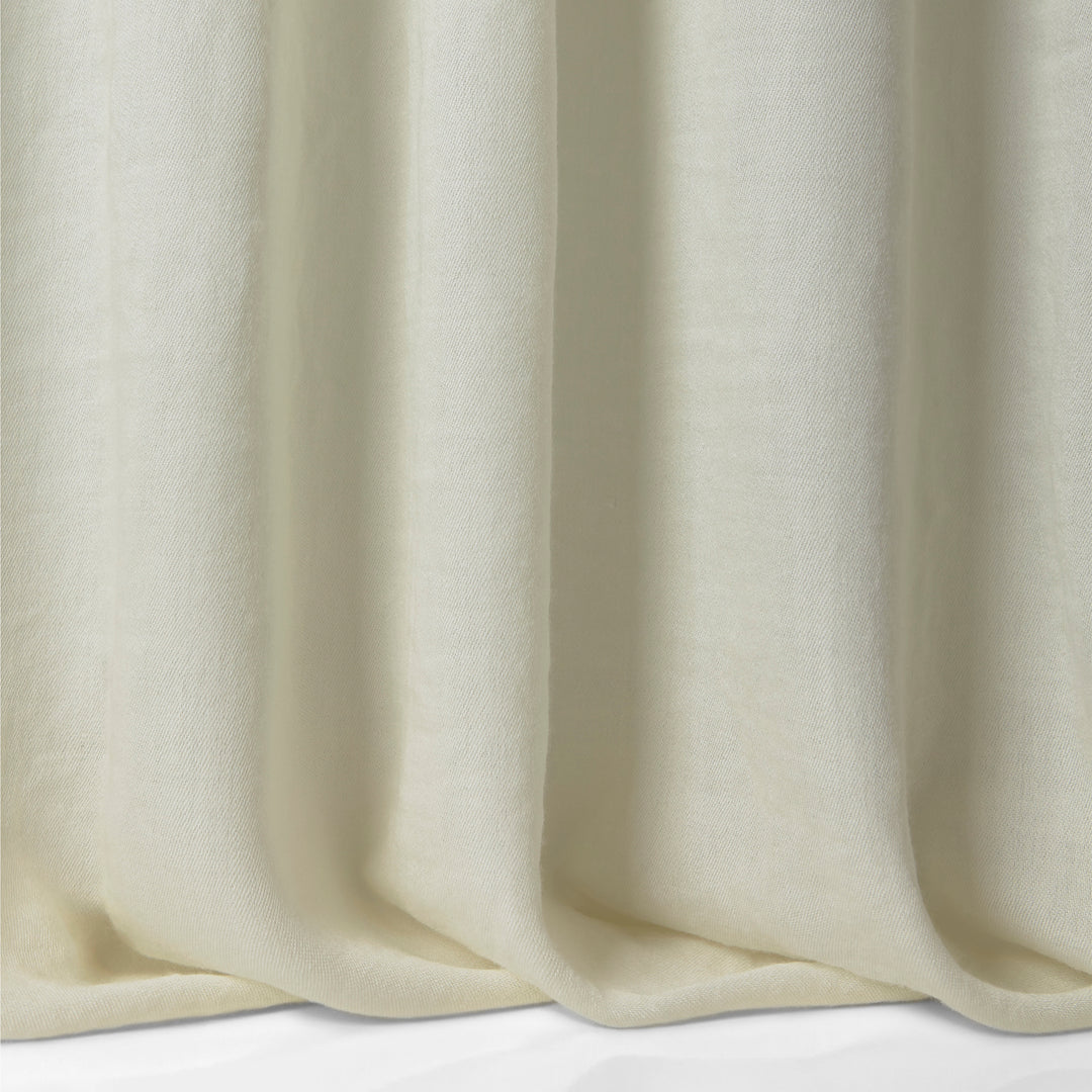 Ross - 07 LZ-30426.07.0 by Kravet Design Designer Fabric
