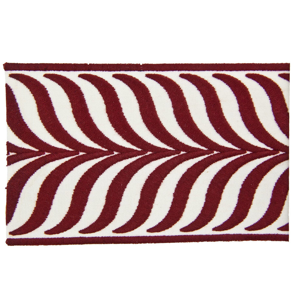 Martin 12 Wine by Stout Trim Stout Trim Martin 12 WineTrim DISTINCTION TAPES CHINA </p><p>Repeat: H: 3.500, V: 0.625 3.5 in - Fabric Carolina -
