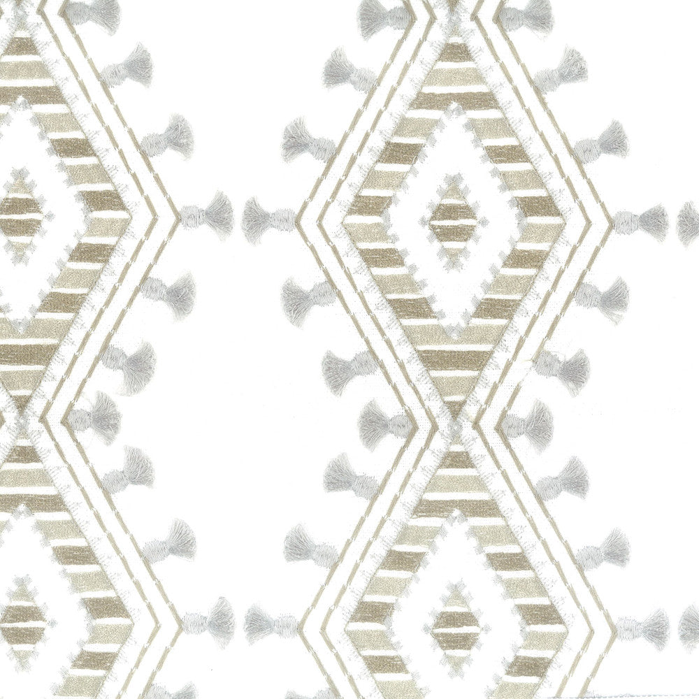 Monet 3 Agate by Stout Designer Fabric COMFORTABLE LIVING PLATINUM/SLATE 29%COT 71%POL %PEMB INDIA CATB 117-2013 WYZENBEEK 25 000 DOUBLE RUB WEAR TEST (HEAVY DUTY) Horizontal: 6.5 and Vertical: 6.25 52 in - Swanky Fabrics -