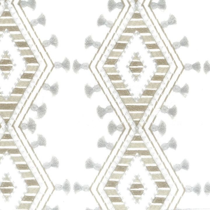 Monet 3 Agate by Stout Fabric Stout Fabric Monet 3 AgateFabric COMFORTABLE LIVING PLATINUM/SLATE 29%COT 71%POL %PEMB INDIA </p><p>Repeat: H: 6.500, V: 6.250 52 in - Fabric Carolina -