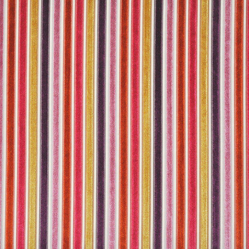 Narrow Margin # 202 Currants by Maxwell Designer Fabric Maxwell Right 51.5 69.53   by product