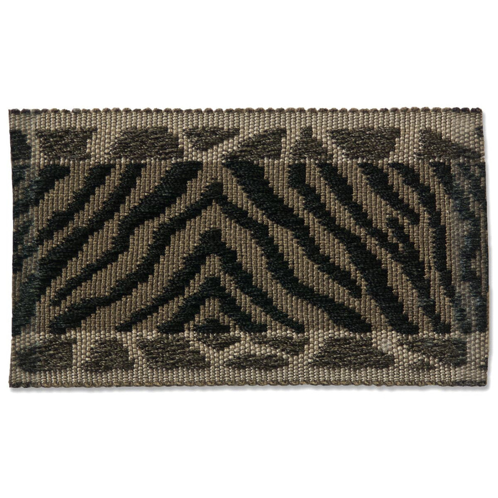 Odelia 4 Iron by Stout Trim Stout Trim Odelia 4 IronTrim NEW WORLD TAPES & BORDERS 100%SVI CHINA </p><p>Repeat: H: 0.000, V: 0.000 2 in - Fabric Carolina -