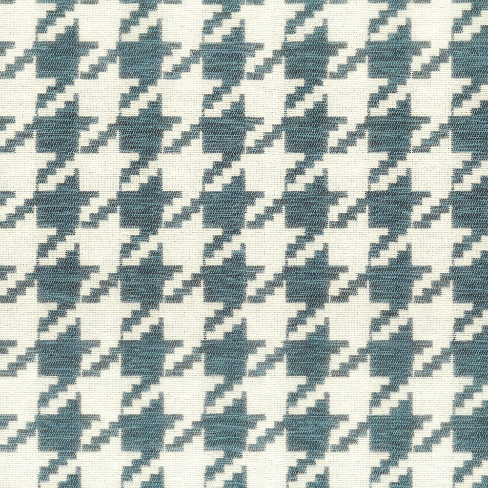 Oneill 1 Harbor by Stout Designer Fabric LIVING IS EASY CHAMBRAY/NAVY 67%POL 33%COT MEXICO PERFORMANCE RATED FABRIC FLAME RETARDANT-U.F.A.C. CLASS 1 CATB 117-2013 WYZENBEEK 51 000 DOUBLE RUB WEAR TEST (HEAVY DUTY) Horizontal: 1.500 and Vertical: 1.250 56 in - Swanky Fabrics -