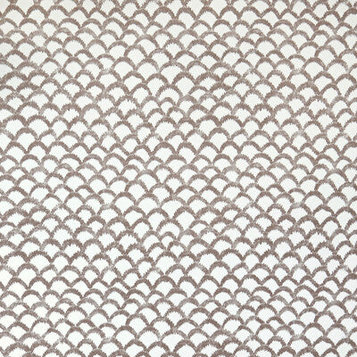 P2022109.616.0 by Lee Jofa Wallcovering Lee Jofa Wallcovering P2022109.616.0Wallcovering PAOLO MOSCHINO MARTINIQUE NON WOVEN - 100% United Kingdom </p><p>Repeat: H: 7.87, V: 5.9 26.75 - Fabric Carolina -