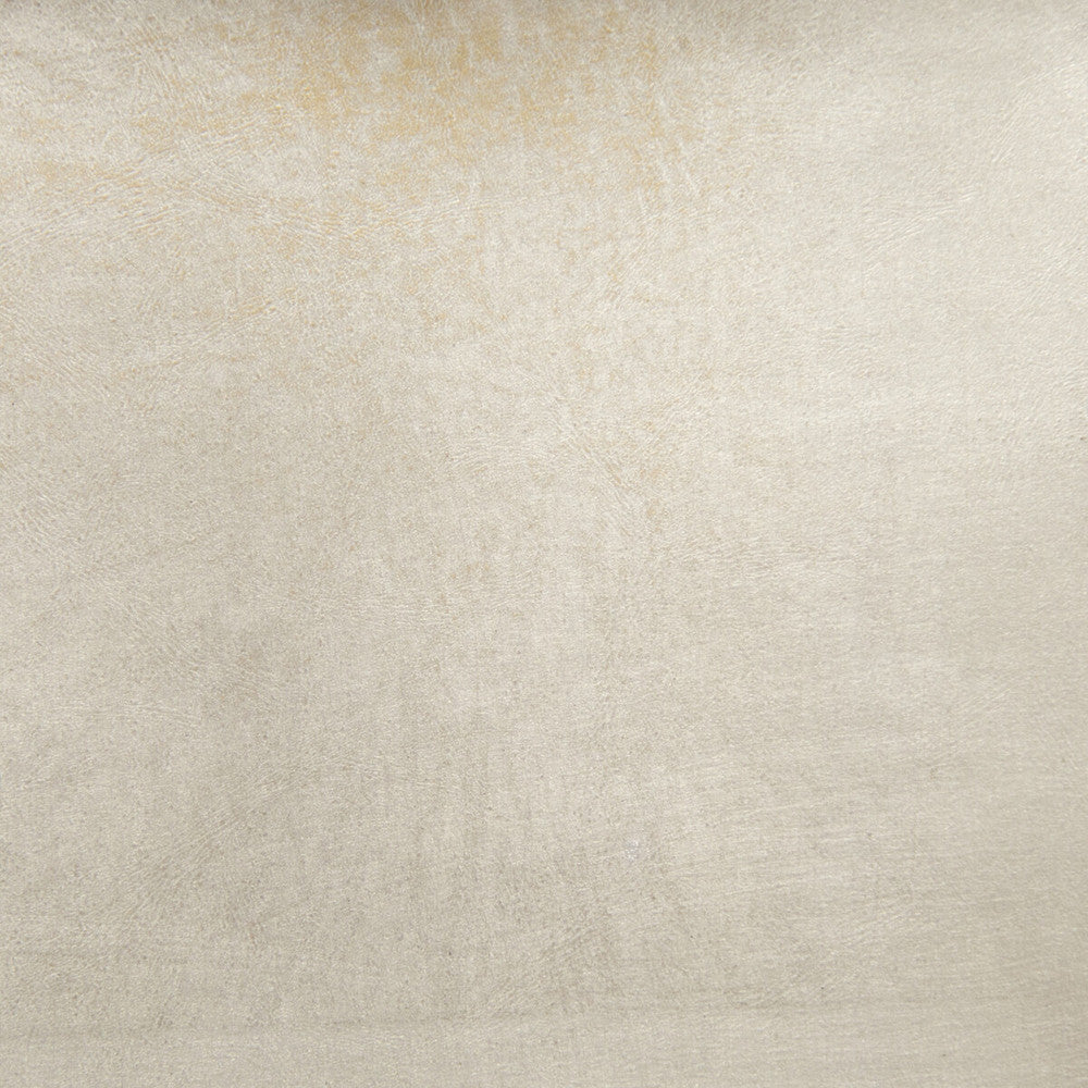 Yume Silver by Brunschwig & Fils Wallcovering Brunschwig & Fils Wallcovering Yume SilverWallcovering VINYL - 67%;PAPER - 29%;SILVER LEAF - 4% Japan </p><p>Repeat: H: 6, V: 6 36 - Fabric Carolina -