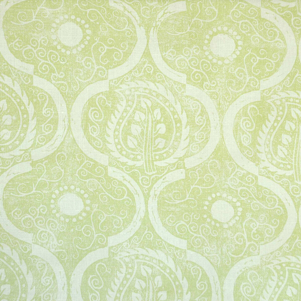 Persian Leaf Lime by Lee Jofa Wallcovering Lee Jofa Wallcovering Persian Leaf LimeWallcovering BLITHFIELD PAPER - 100% United Kingdom </p><p>Repeat: H: 10.5, V: 12 52.75 - Fabric Carolina -
