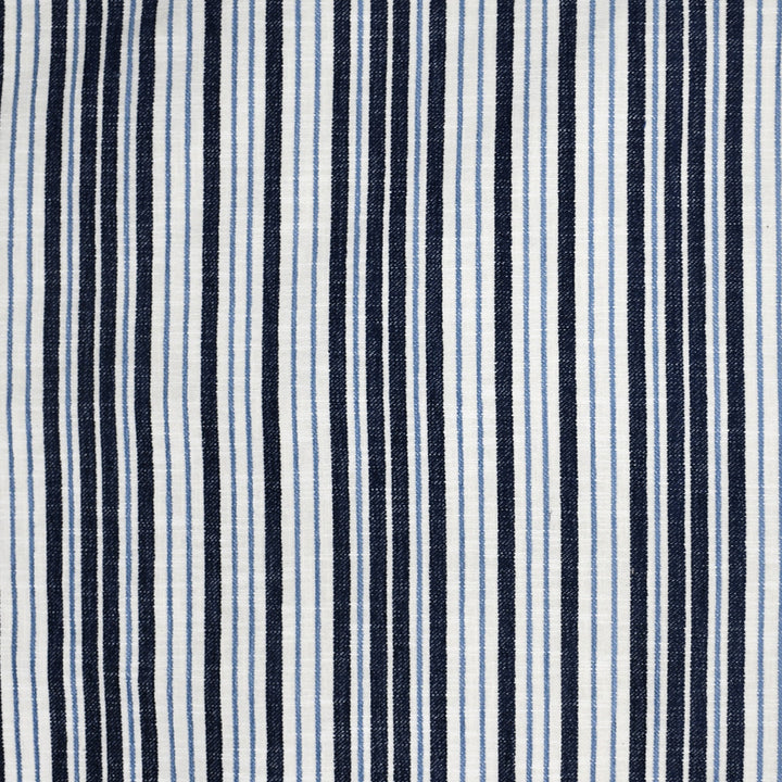 S3780 Fountain by Greenhouse Designer Fabric 62.73% Polyester (Uv), 16.56% Rayon, 12.98% Polyester, 7.73% Cotton USA 63,000 double rubs </p><p>Repeat: .125" H, 10.25" V 57" - Swanky Fabrics -