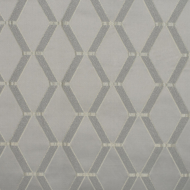 S3820 Silver by Greenhouse Designer Fabric 52% Cotton, 48% Polyester India 65,000 double rubs </p><p>Repeat: 3.13" H, 3.75" V 56" - Swanky Fabrics -