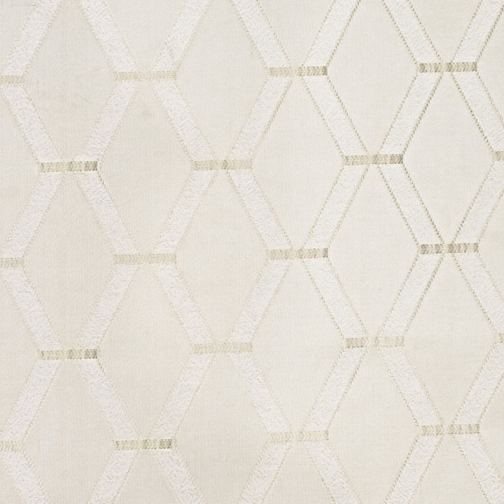 S3875 Vanilla by Greenhouse Designer Fabric 52% Cotton, 48% Polyester India 65,000 </p><p>Repeat: 3.13" H, 3.75" V 56" - Swanky Fabrics -