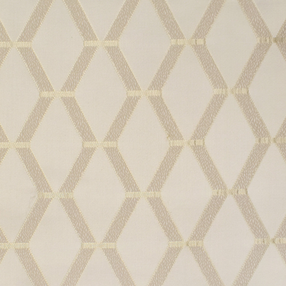 S3883 Pearl by Greenhouse Designer Fabric 52% Cotton, 48% Polyester India 65,000 double rubs </p><p>Repeat: 3.13" H, 3.75" V 56" - Swanky Fabrics -