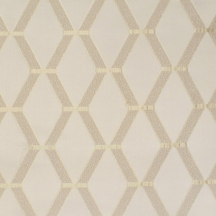 S3883 Pearl by Greenhouse Designer Fabric S52: Oyster 52% Cotton, 48% Polyester India 65,000 double rubs </p><p>Repeat: 3.13" H, 3.75" V 56" - Swanky Fabrics -