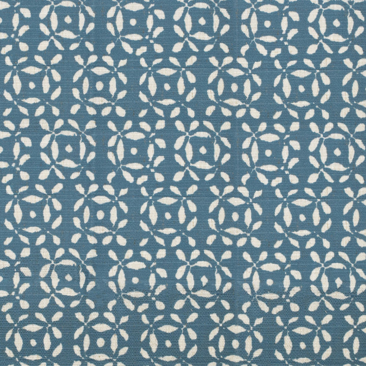 S4147 Peacock by Greenhouse Designer Fabric 91% Polyester, 9% Linen China 53,000 </p><p>Repeat: 9" H, 8.5" V 56" - Swanky Fabrics -