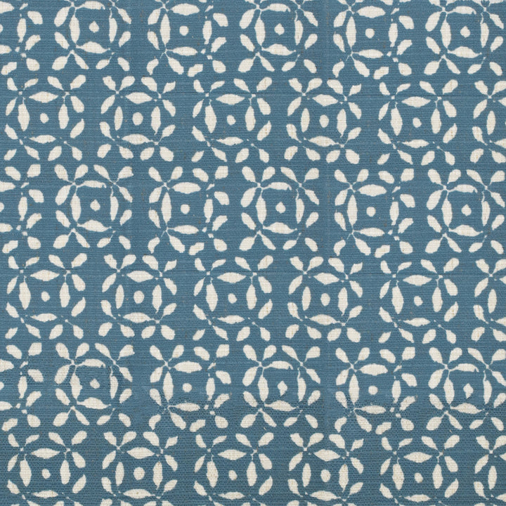 S4147 Peacock by Greenhouse Designer Fabric 91% Polyester, 9% Linen China 53,000 double rubs </p><p>Repeat: 9" H, 8.5" V 56" - Swanky Fabrics -