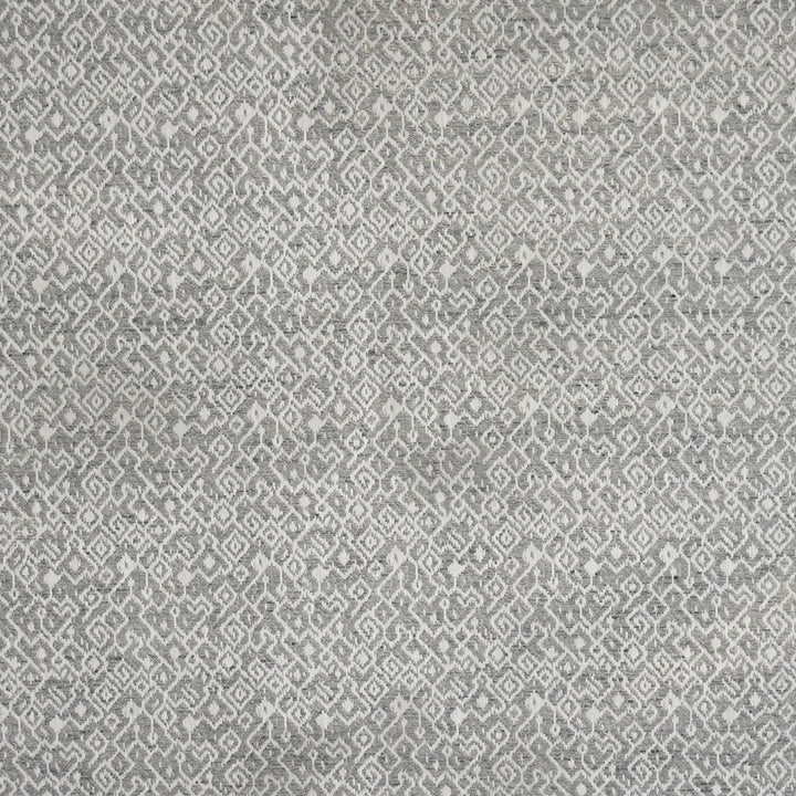 S5016 Fog by Greenhouse Designer Fabric 61% Polyester, 39% Cotton India 100,000 </p><p>Repeat: 3.55" H, 4.05" V 54" - Swanky Fabrics -
