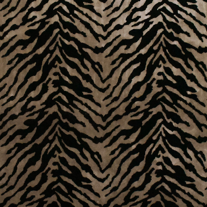 S5475 Mercury by Greenhouse Designer Fabric 67% Viscose, 29% Polyester, 4% Cotton Belgium 50,000 </p><p>Repeat: 14" H, 12" V 55" - Swanky Fabrics -