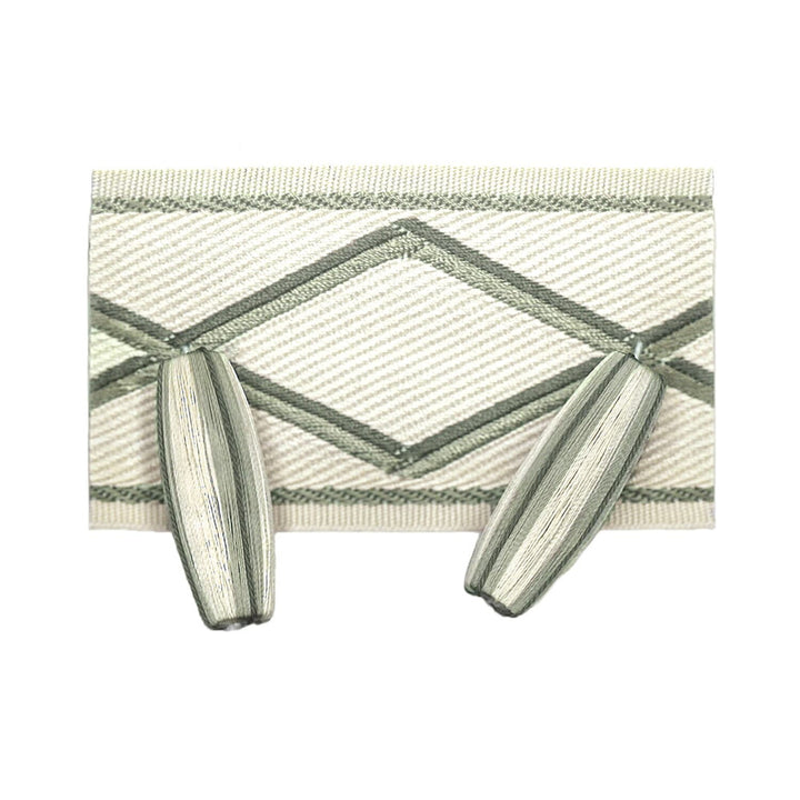 Sabadilla 4 Grey by Stout Trim Stout Trim Sabadilla 4 GreyTrim METROPOLITAN TRIM 71%SVI 29%POL CHINA </p><p>Repeat: H: 2.750, V: 0.000 3.25 in - Fabric Carolina -