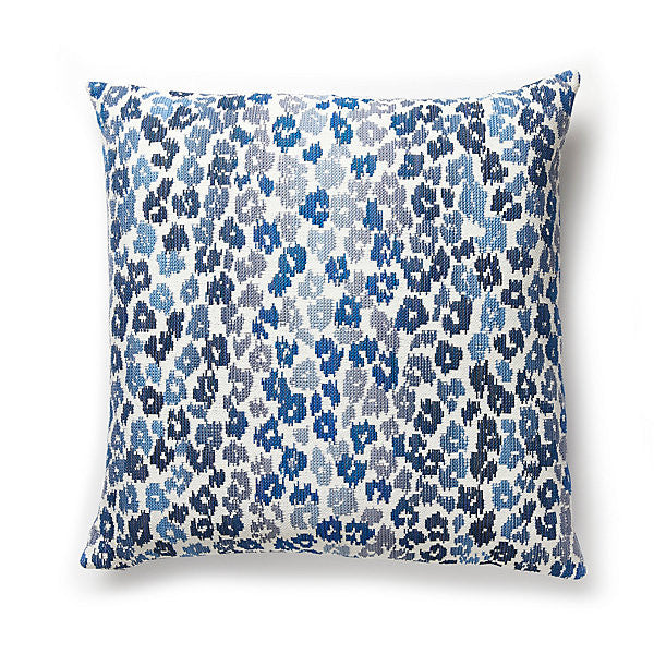 Bloom Pillow/Lapis by Scalamandre Pillow Scalamandre Pillow Bloom Pillow/LapisPillow 91% COTTON 9% POLYESTER USA </p><p>Repeat: H: 27", V: 26.5" 53" - Fabric Carolina -
