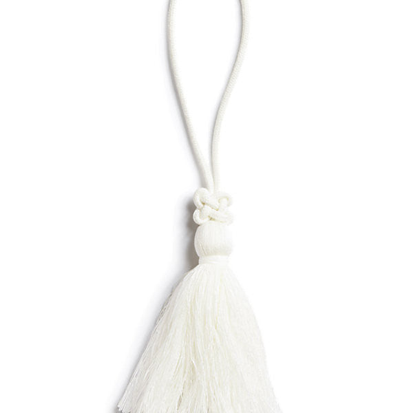 Beach Tassel/Whelk by Scalamandre Trim Scalamandre Trim Beach Tassel/WhelkTrim ISOLA INDOOR / OUTDOOR 100% ACRYLIC UNITED KINGDOM </p><p>Repeat: H: , V: - Fabric Carolina -