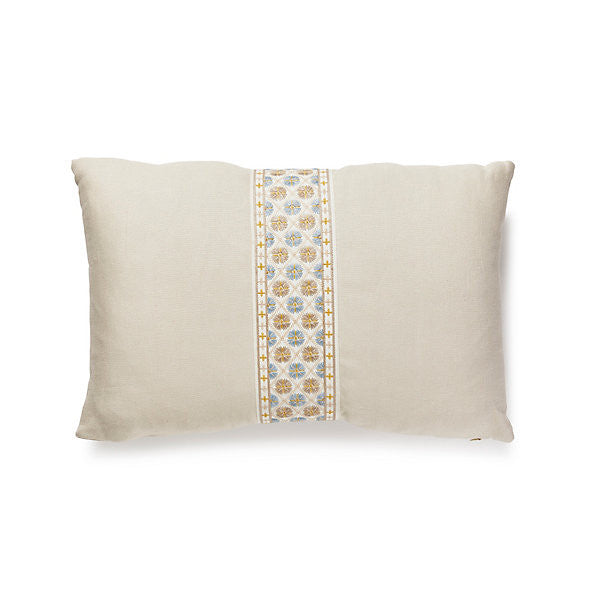 Toscana/Hansel Lumbar Pillow/Flax / Seaside by Scalamandre Pillow Scalamandre Pillow Toscana/Hansel Lumbar Pillow/Flax / SeasidePillow 100% LINEN USA </p><p>Repeat: H: , V: - Fabric Carolina -