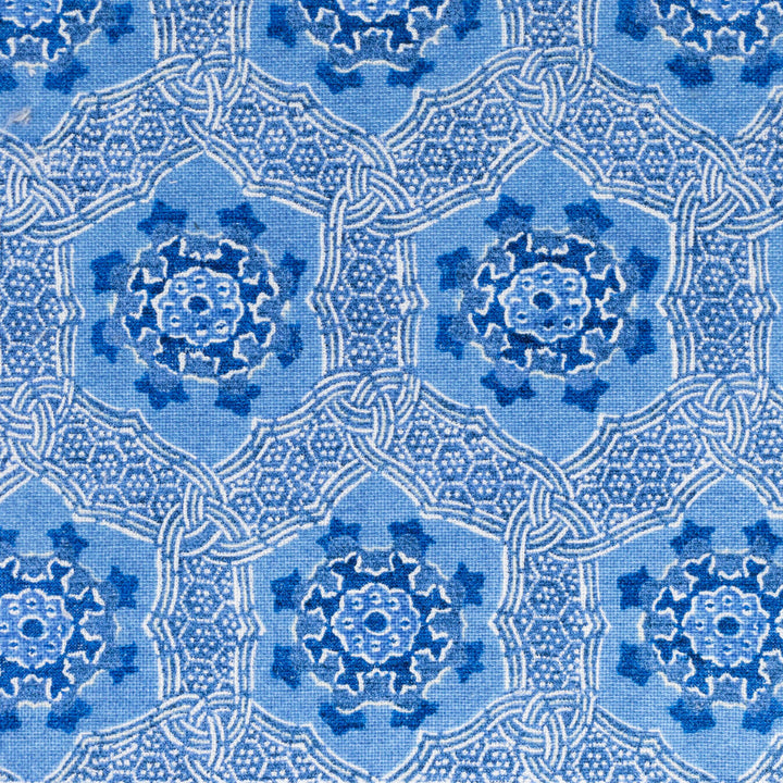 Skylark 1 Bluebird by Stout Fabric Stout Fabric Skylark 1 BluebirdFabric RAINBOW LIBRARY BREEZE/AEGEAN 100%COT CHINA </p><p>Repeat: H: 6.750, V: 6.250 54 in - Fabric Carolina -