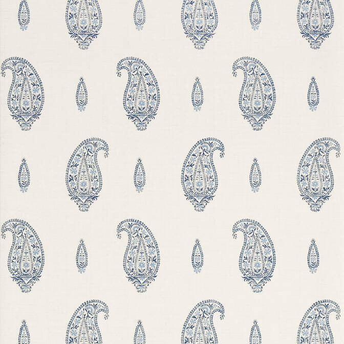 Maduri Blue and White T1051 by Thibaut Wallpaper Thibaut Wallpaper Maduri Blue and White T1051Wallpaper Menswear Resource Wallpaper U.S.A. </p><p>Repeat: V: 12.62 27 - Fabric Carolina -