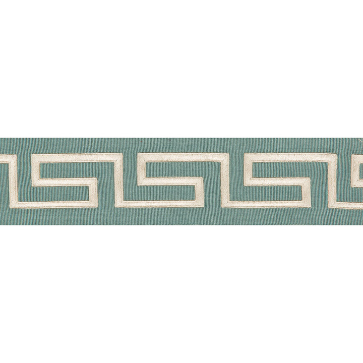 Keystone Border Jade by Kravet Couture Trim Kravet Couture Trim Keystone Border JadeTrim BRAIDS BANDS & BORDERS COTTON - 91%;RAYON - 9% India </p><p>Repeat: H: , V: 1.95 - Fabric Carolina -