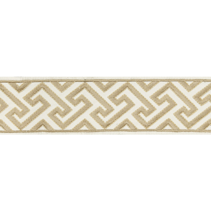 Sanchi Tape Beige by Brunschwig & Fils Trim Brunschwig & Fils Trim Sanchi Tape BeigeTrim TREILLIS PASSEMENTERIE POLYESTER - 100% India </p><p>Repeat: H: 2.37, V: 1.77 2.37 - Fabric Carolina -