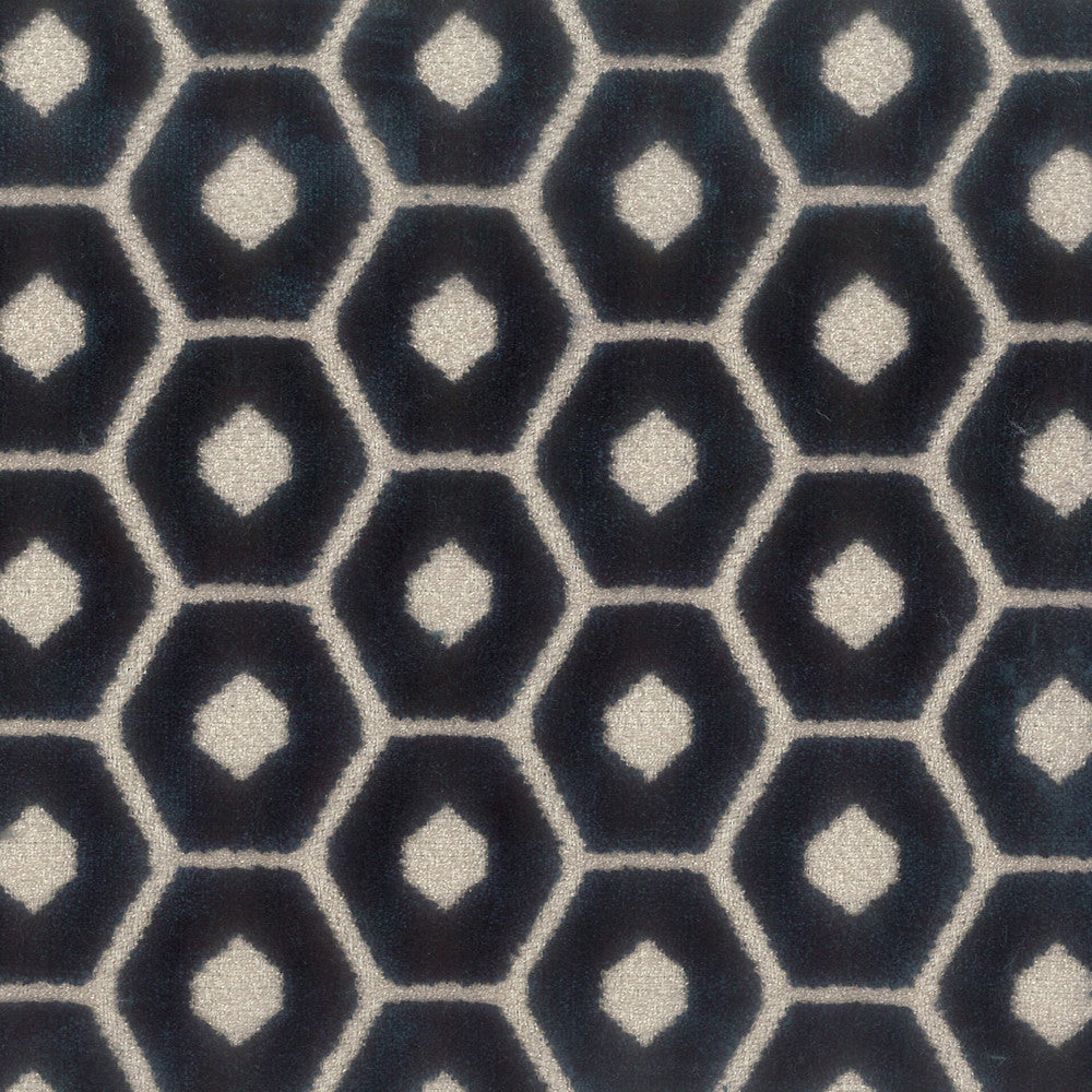 Tambourine 1 Ink by Stout Designer Fabric COMFORTABLE LIVING SPRAY/OCEAN 88%SVI 12%POL INDIA MARTINDALE WEAR TEST (51 000 CIRCULAR RUBS) PERFORMANCE RATED FABRIC FLAME RETARDANT-U.F.A.C. CLASS 1 CATB 117-2013 Horizontal: 2.500 and Vertical: 1.750 56 in - Swanky Fabrics -