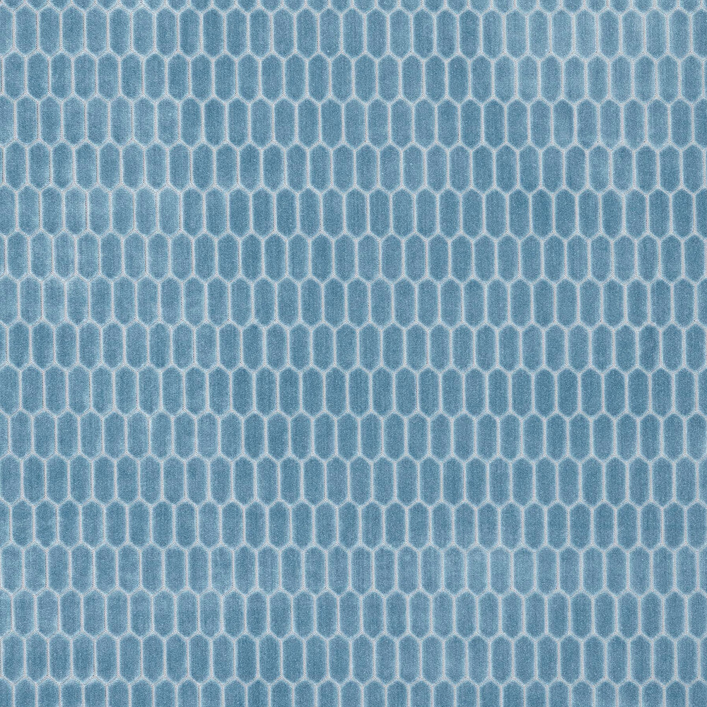 Tarot 10 Chambray by Marcus William Fabric Marcus William Fabric Tarot 10 ChambrayFabric KAI/MARCUS WILLIAM MIRAGE 59%SVI 41%POL INDIA </p><p>Repeat: H: 0.875, V: 3.250 55 in - Fabric Carolina -