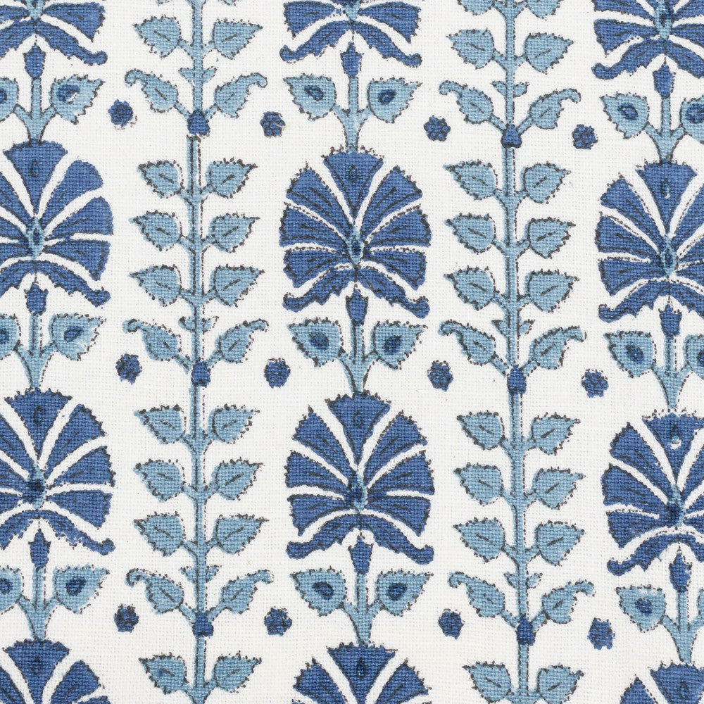 Varlet 1 Denim by Stout Designer Fabric COMFORTABLE LIVING HAZE/NAVY 60%LIN 40%COT INDIA PERFORMANCE RATED FABRIC CATB 117-2013 WYZENBEEK 30 000 DOUBLE RUB WEAR TEST (HEAVY DUTY) Horizontal: 3.375 and Vertical: 2.375 52 in - Swanky Fabrics -