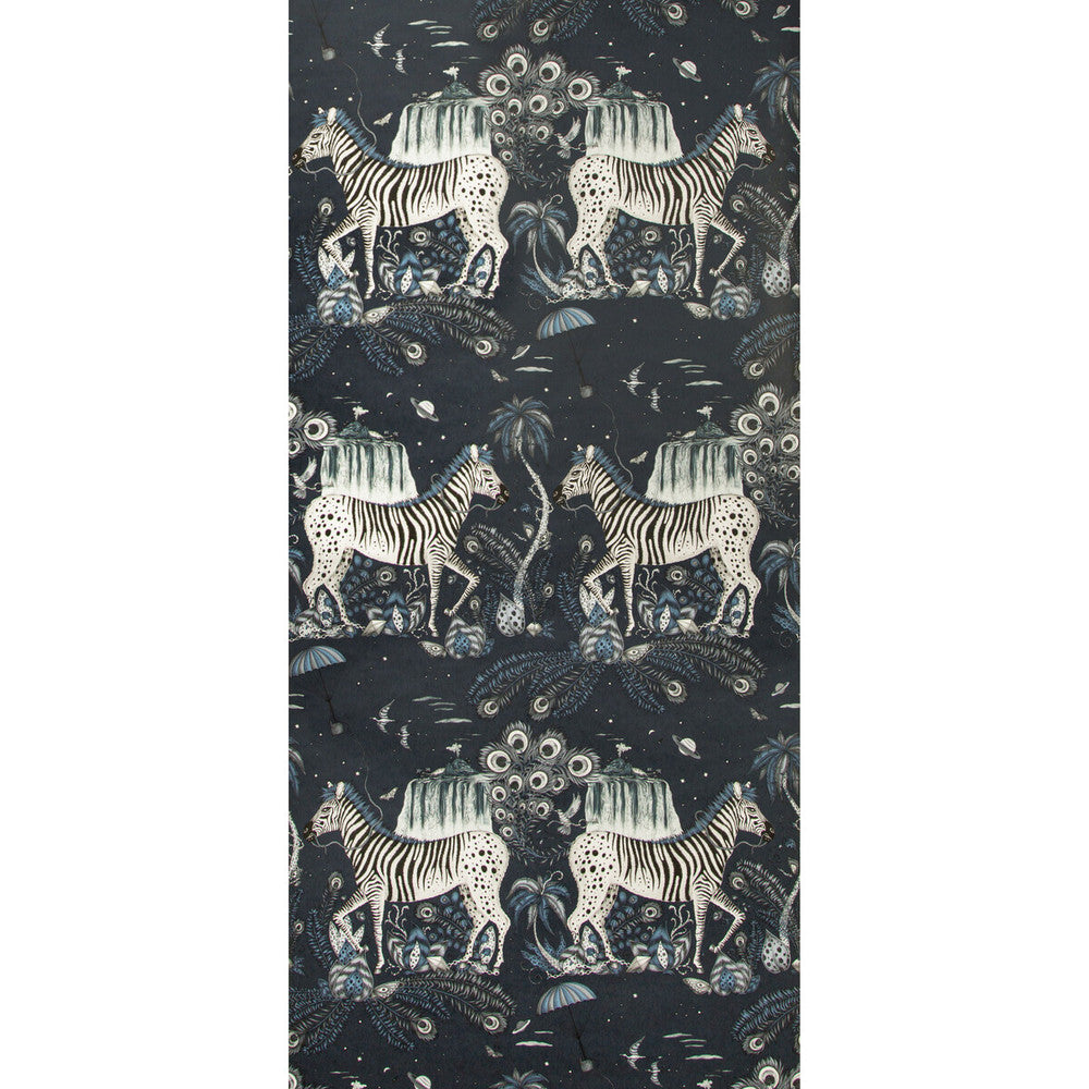 Lost World Navy by Clarke And Clarke Wallcovering Clarke And Clarke Wallcovering Lost World Navy Wallcovering WILDERIE BY EMMA J SHIPLEY FOR C&C NON WOVEN - 100% United Kingdom </p><p>Repeat: H: 0, V: 27.01 21 - Fabric Carolina -