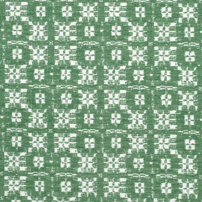 Brimfield Kelly Green W73501 by Thibaut Fabric Thibaut Fabric Brimfield Kelly Green W73501Fabric Landmark 100% Polyester (UV) U.S.A. </p><p>Repeat: V: 6.75 54 - Fabric Carolina -