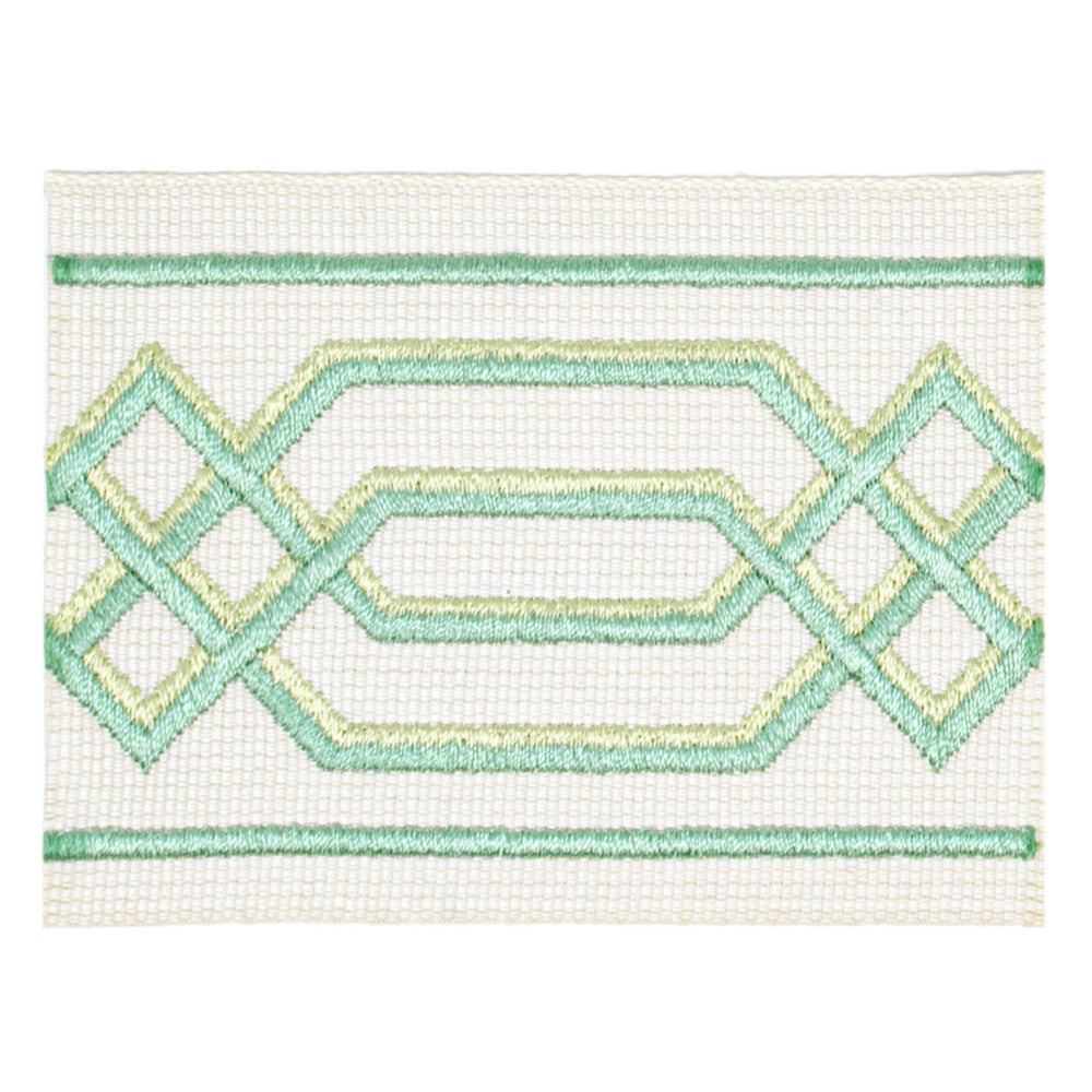 Waltham 2 Bay by Stout Trim Stout Trim Waltham 2 BayTrim VISIONS OF COLOR TRIM 60%SVI 25%POL 11%COT 4%OTH TURKEY </p><p>Repeat: H: 3.000, V: 0.000 2.88 in - Fabric Carolina -