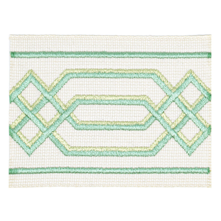 Waltham 2 Bay by Stout Trim Stout Trim Waltham 2 BayTrim VISIONS OF COLOR TRIM TURKEY </p><p>Repeat: H: 3.000, V: 0.000 2.88 in - Fabric Carolina -