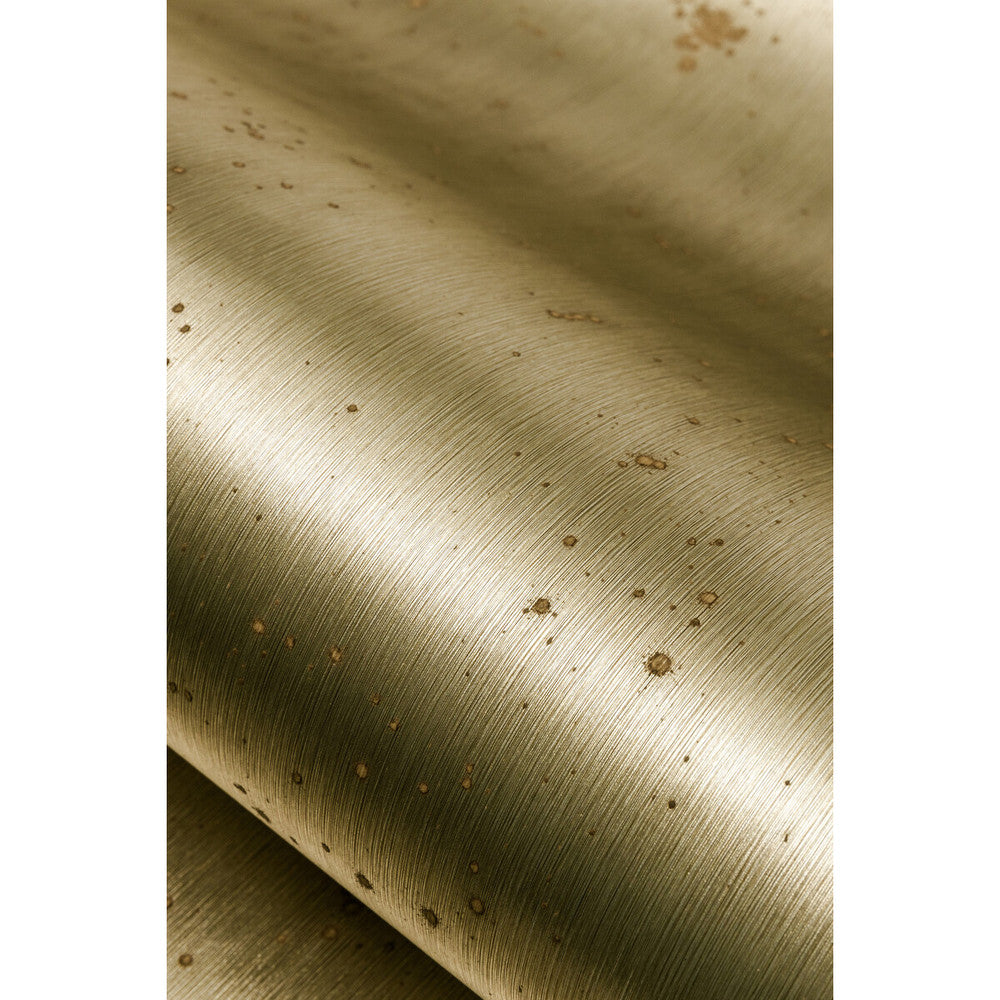 Aurora Rutilated Quartz by Winfield Thybony Wallcovering Winfield Thybony Wallcovering Aurora Rutilated QuartzWallcovering WINFIELD THYBONY METALLIC TEXTURES METALLIC FOIL ON NON WOVEN - 100% United States </p><p>Repeat: H: 0, V: 0 36 - Fabric Carolina -