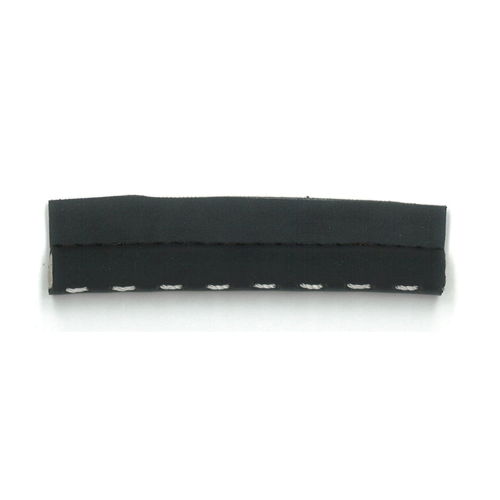 Worthington 1 Black by Stout Trim Stout Trim Worthington 1 BlackTrim NEW WORLD TRIM VOLUME II INDIA </p><p>Repeat: H: 0.000, V: 0.000 0.38 in - Fabric Carolina -